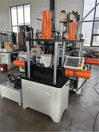 Verticale driecilinder hydraulische buigtestmachine